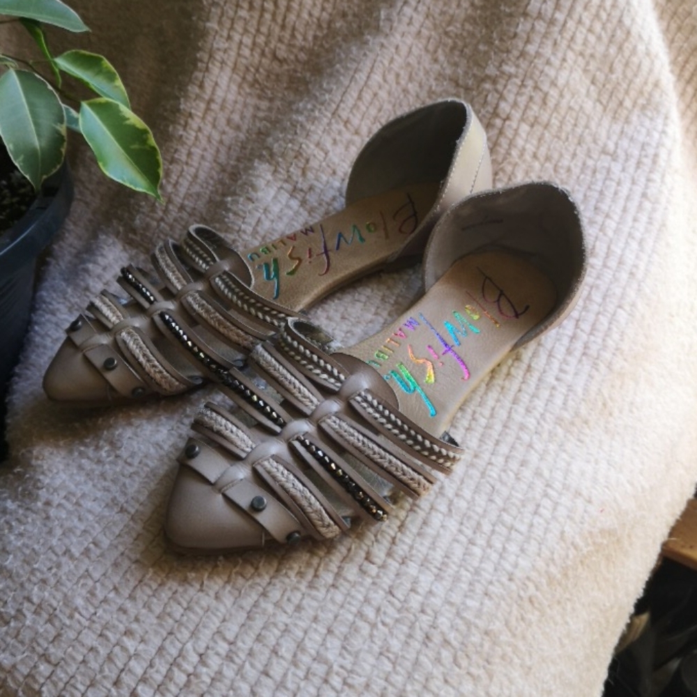 Blowfish Malibu strappy flats